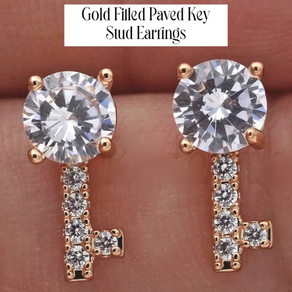 18kt Gold Simulated Diamond Paved Petite Key Stud Earrings - Picture 1 of 2